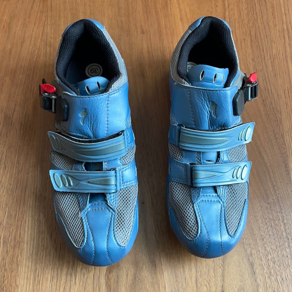 Specialized bike shoes- size 39